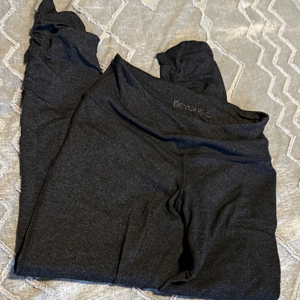 Beyond Yoga Charcoal Leggings